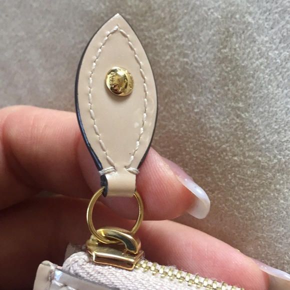 Louis Vuitton Pochette Cles (Key) Rose Angelique - Picture 3 of 9